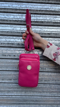 Porta celular Carrie Fucsia - comprar online