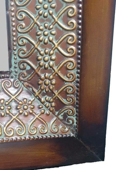 DE90 - ESPELHO C/MOLDURA MT 76.5X102CM - comprar online