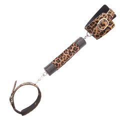 SEPARADOR DE BRAÇOS COM ALGEMA EM PELÚCIA 15CM DOMINATRIXXX NA COR LEOPARDO