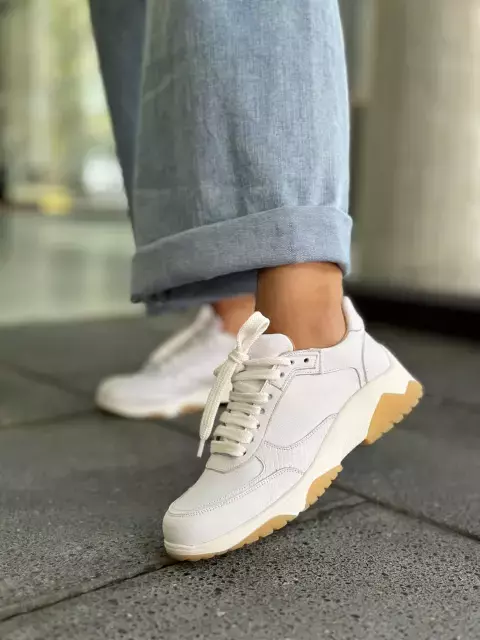 Dunk white