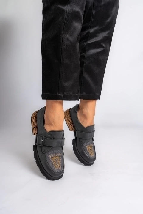 Zapato que difícil es ser yo