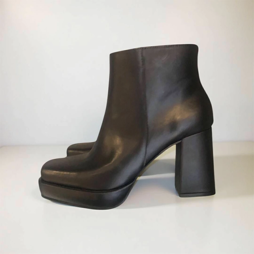 Bota Selene negra