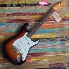 FENDER American Vintage 62´ Stratocaster 3 Tone Sunburst