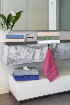 Toalla y Toallón línea Detroit 500 G/M2