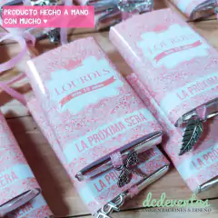 Imagen de 50 chocolates con cinta y dijes 15 años (DISEÑO A ELECCIÓN)