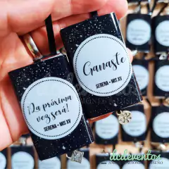 50 chocolates con cinta y dijes 15 años (DISEÑO A ELECCIÓN) - tienda online