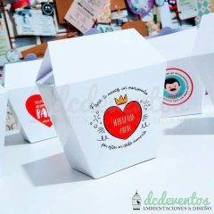 Cajita con chocolates regalo para el Día del Padre en internet