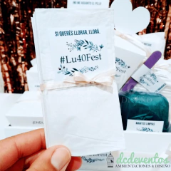 Kit de Toilette Femenino Deluxe [Pedilo con tu diseño favorito] - comprar online