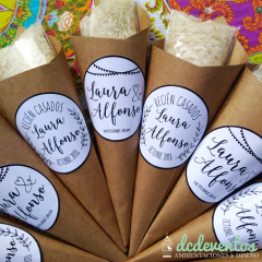 50 Conitos vintage nombre novios (con arroz)