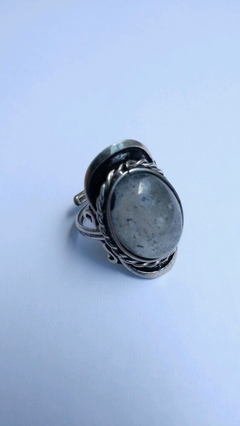 Anillo de alpaca con cuarzo cristal - comprar online