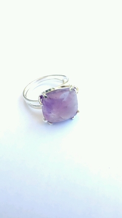 Anillo con amatista