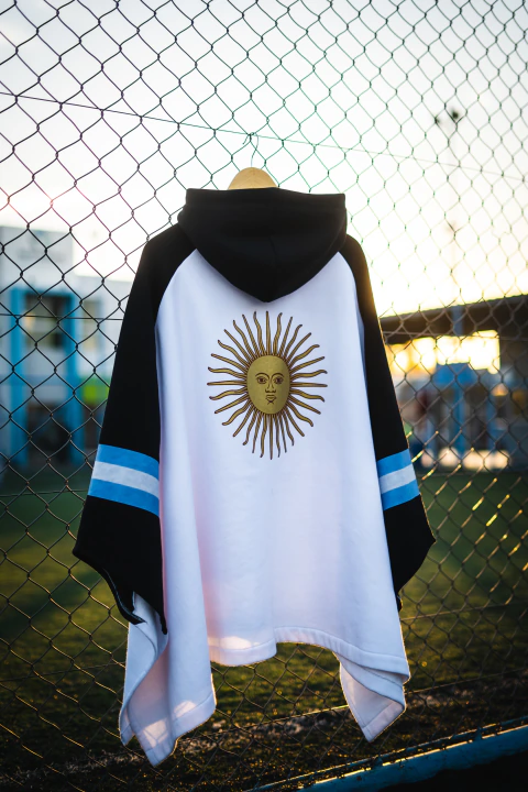 Poncho ARGENTINA | blanco & negro