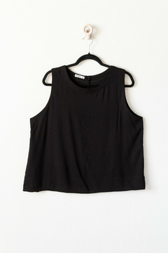 Blusa GUADA, Blusa amplia con botones en espalda - SYES | Mayorista