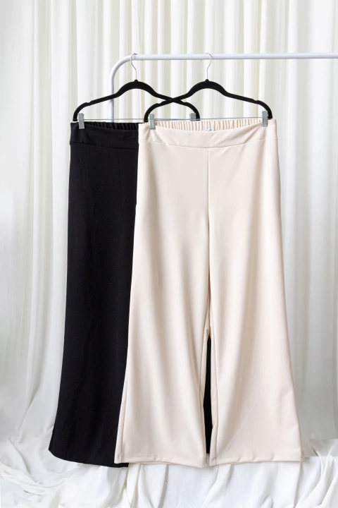 Pantalón LEANDRA, Pantalón wide con bolsillos y cintura elástica en espalda