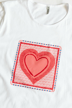 Remera YANELA, Remera ESTAMPA CORAZON en internet