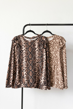 Sweater MAGALI ANP, Sweater de lanilla estampada con volados en hombros - comprar online