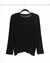 Sweater URANO de manga caída con cartera y botones a los laterales - comprar online