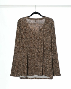 Remera EUNICE escote V manga larga - comprar online