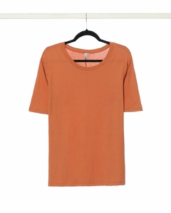 Remera MANDY manga corta básica de cuello redondo de ribb en internet
