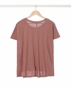 Remera ABI manga corta de cuello redondo y ruedo curvo - comprar online