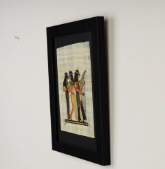 Quadro Com Espaçamento no Fundo