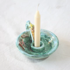 Porta vela de ceramica para vela larga, con asa en internet