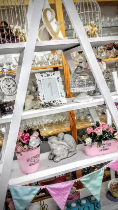 ESCALERA - ESTANTERIA VINTAGE - LA MELANGE 