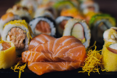 Sashimi de Salmón 5 piezas - comprar online