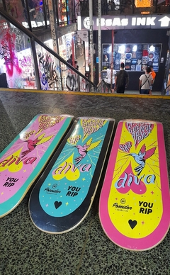 Edición Limitada: Tablas de Skate Diva - Gabbie Custom Art