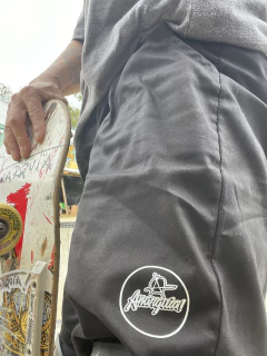 Bermuda Sarja Anarquia 100% algodão - comprar online