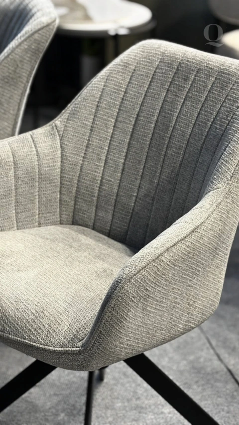 Sillon Segovia Gris Claro Base Negra - DC-24A02/GC-N - TRIBECA