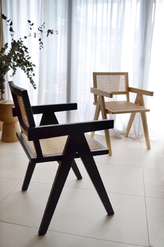 Imagen de Silla Jeanneret Negra - K692R/BN