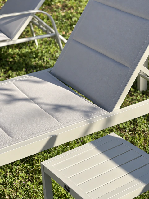 Reposera Niza Padded Capuccino - JD5537 - tienda online