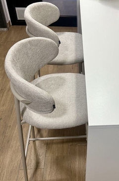 Banqueta Zaro Off White Base Capuccino -BQS21/OW-CA en internet