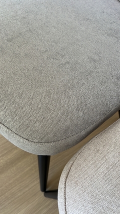 Silla Zoe Gris Claro Base Negra - DC9114/GC - tienda online