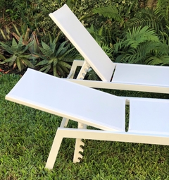Reposera Krabi White - 891820/B en internet