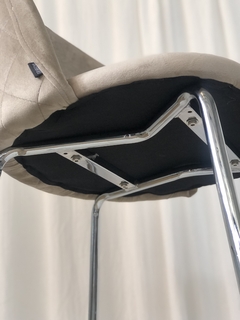 Banqueta Sybil Pana Taupe Base Cromo - DC903C/TA-T - comprar online