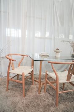 Silla Wishbone Varnish - K579 - TRIBECA