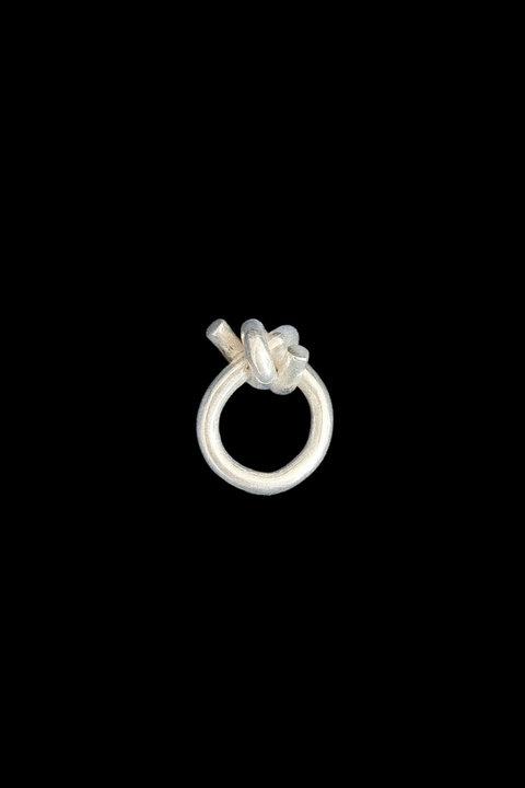 KNOTTED RING 01