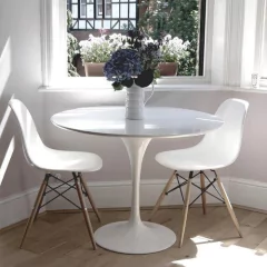 Combo Mesa Tulip 80 + 2 Sillas Eames P- Alto Impacto