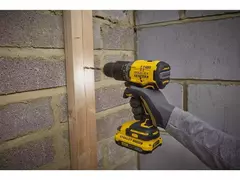 Parafusadeira / Furadeira de Impacto Brushless 1/2” (13mm) 20V Max Íon de Lítio c/ Maleta - SBD715C2K-BR - loja online