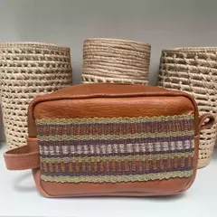 Neceser de Cuero y Chaguar en internet