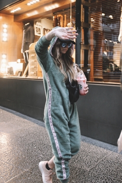 ONESIE MUJER/ADOLESCENTE NY - LA MONA onesies