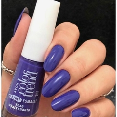 Esmalte Ultra Cobertura e Brilho Color Trend Roxo Apaixonante Avon - comprar online