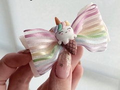 Unicornio Arco Iris en internet