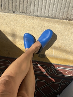 ZUECO ANDAR AZUL en internet