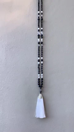 Japamala P&B - Laura Homrich | feelings