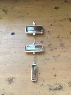 Pingente quartzo fumê triplo