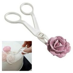 Comprar tesoura para rosa em buttercream