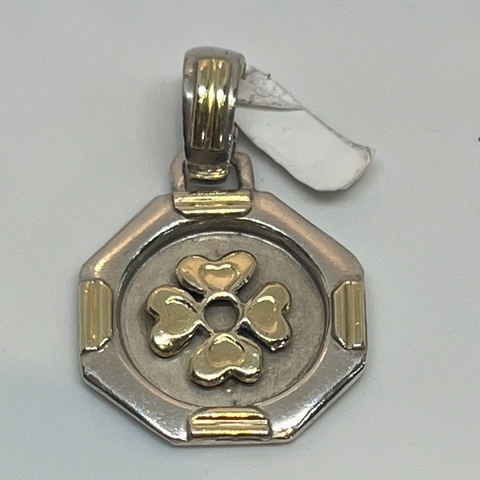 Medalla de plata y Oro.